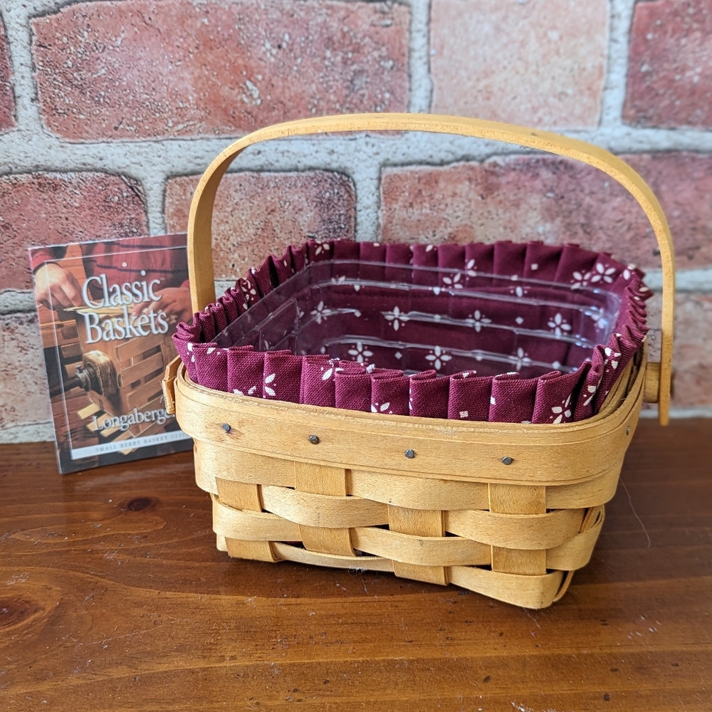 Longaberger small berry basket with liners 2002